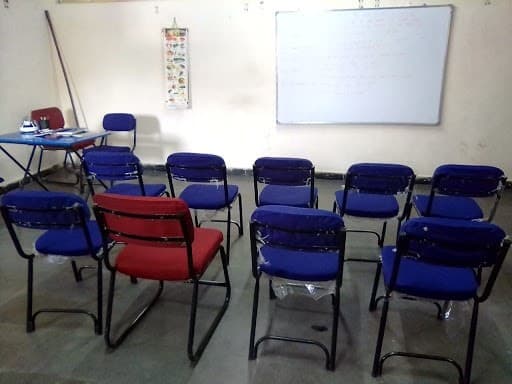 English Engine English Engine photo 1